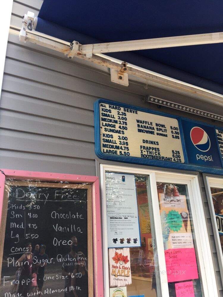 Froagie's Ice Cream - Fryeburg, ME